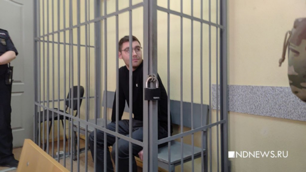Облсуд оставил в СИЗО журналиста Дениса Аллаярова