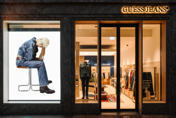 Authentic Brands приобретает Guess