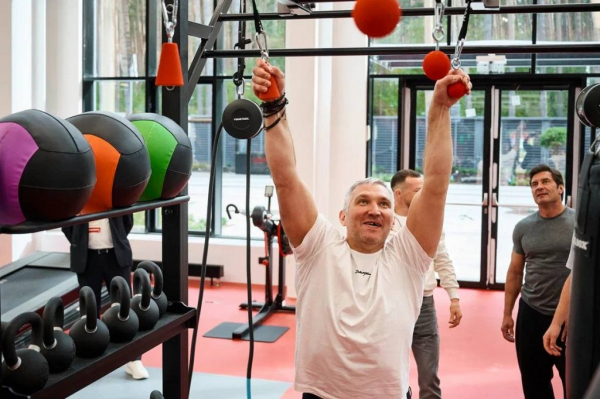 Овечкин посетил квартал &laquo;Архангел Михаил&raquo; и протестировал Академию спорта РМК (ФОТО)