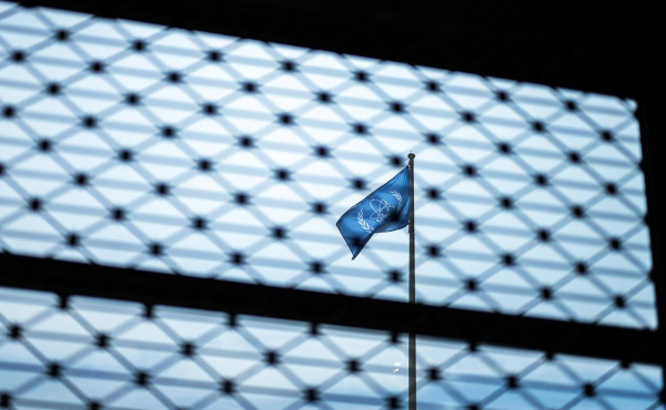 
                    Axios узнал, что &laquo;Евротройка&raquo; начнет восстанавливать санкции против Ирана
                