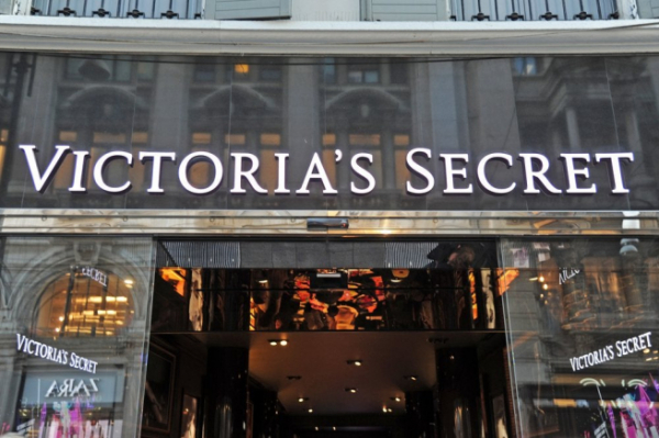 Квартальные продажи Victoria&rsquo;s Secret превзошли ожидания