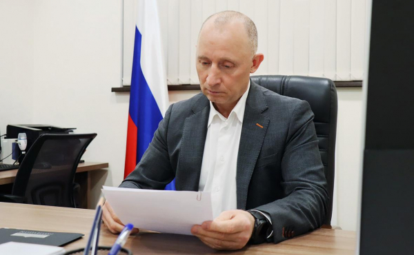 
                    Бывшего зама Гладкова обвинили в растрате на &laquo;зубах дракона&raquo;
                