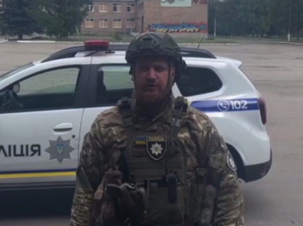 Украинский полицейский бросил жену в машине под Одессой и сбежал за границу