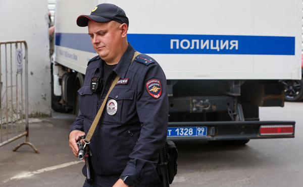 
                    В Петербурге арестовали главу филиала крупного подрядчика Минобороны
                
