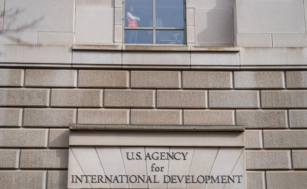 
                    США отказались отдать Бельгии миллионы презервативов после закрытия USAID
                