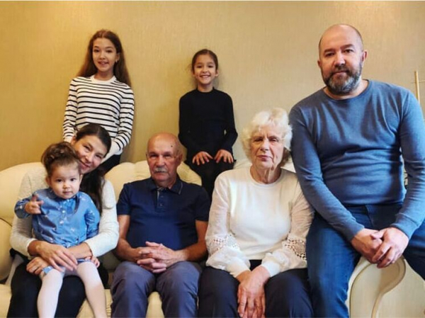 Династия Быстровых &mdash; Лебедевых &mdash; Дорониных: 323 года на службе атомной отрасли