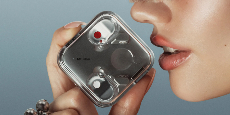 Nothing представила Ear 3 &mdash;&nbsp;наушники с микрофоном в зарядном кейсе