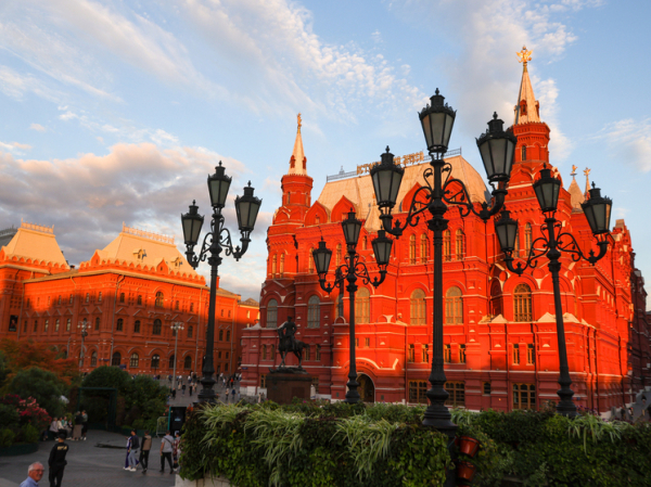 Новая неделя в Москве начнется с летней погоды