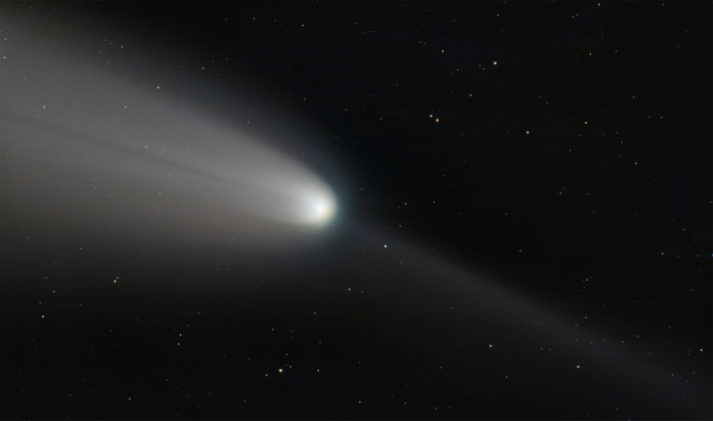Солнечная бездна и огромная комета: 20 лучших фото с Astronomy Photographer of the Year&nbsp;2025