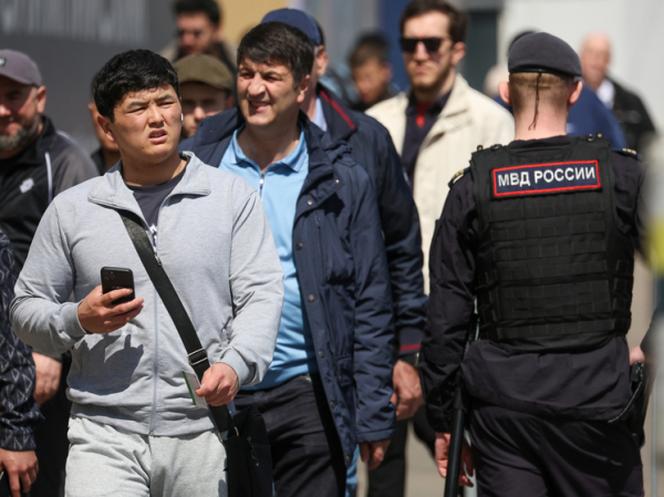 В полиции напомнили о крайнем сроке для легализации мигрантов в России