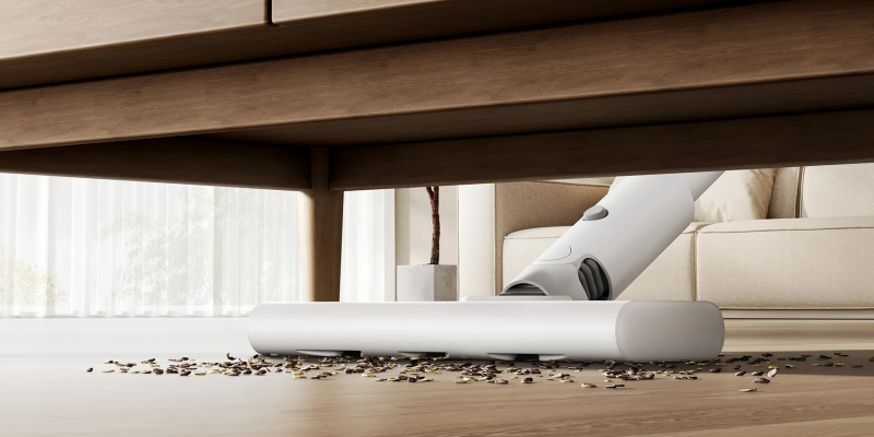 Xiaomi представила ‭&laquo;пылесос-трубку&raquo; Vacuum Cleaner P30 &mdash; бюджетную альтернативу Dyson PencilVac