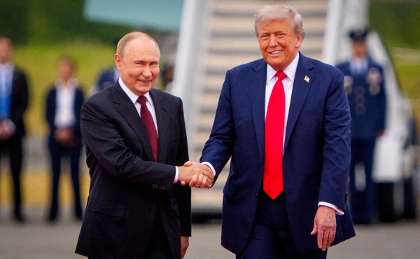 
                    МИД ответил на сообщение CNN об отсрочке встречи Лаврова и Рубио
                