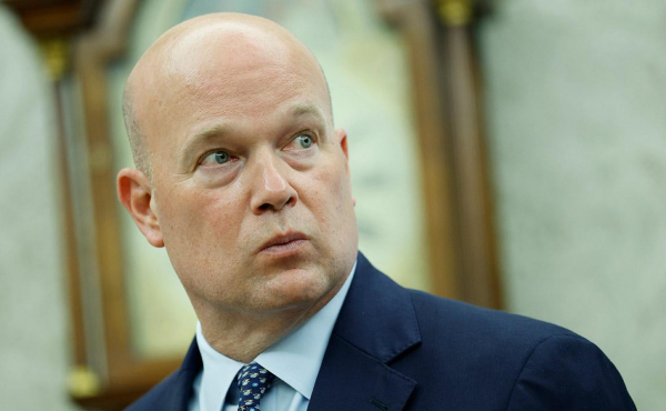 
                    Уитакер заявил об альтернативных санкциям мерах давления США на Россию
                