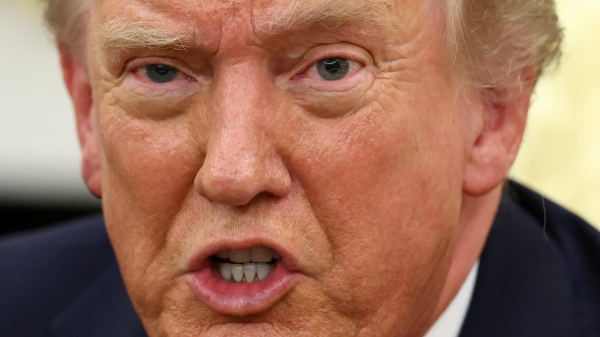 
                    Как Трамп перешел к жестким санкциям и отказался от саммита с Путиным
                