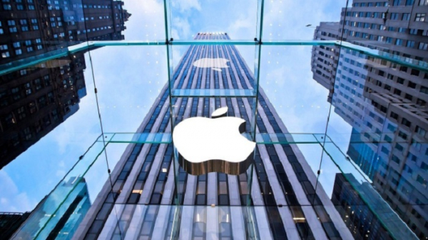 Apple стала третьей в мире компанией с рыночной стоимостью более $4 трлн