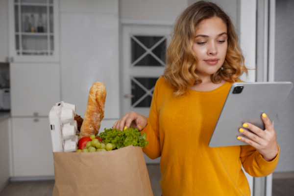 Россияне тратят в два раза больше при заказе продуктов и FMCG-товаров онлайн &ndash; исследование