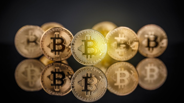 
                    С начала ноября майнеры перевели на биржу Binance более 71,000 биткоинов                