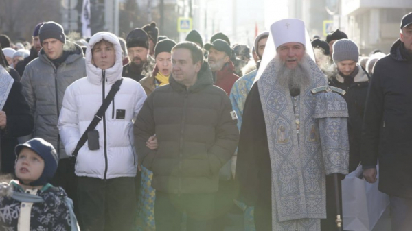 Екатеринбург встретил День Казанской иконы Божьей Матери масштабным крестным ходом