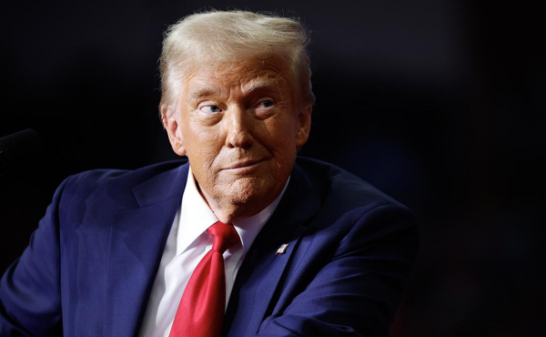 
                    Axios рассказал, как Швейцария задобрила Трампа подарками
                