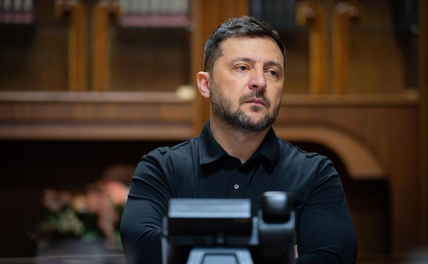 
                    Зеленский потребовал отставок в правительстве&nbsp;Украины из-за дела Миндича
                